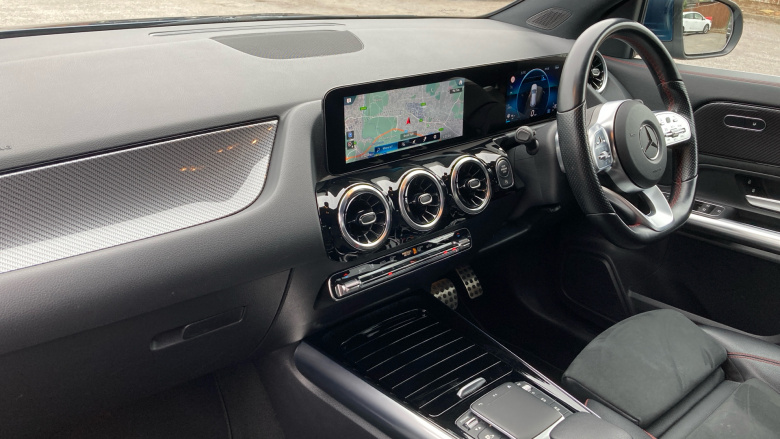 Mercedes-Benz GLA 200d AMG Line Executive 5dr Auto Diesel Hatchback